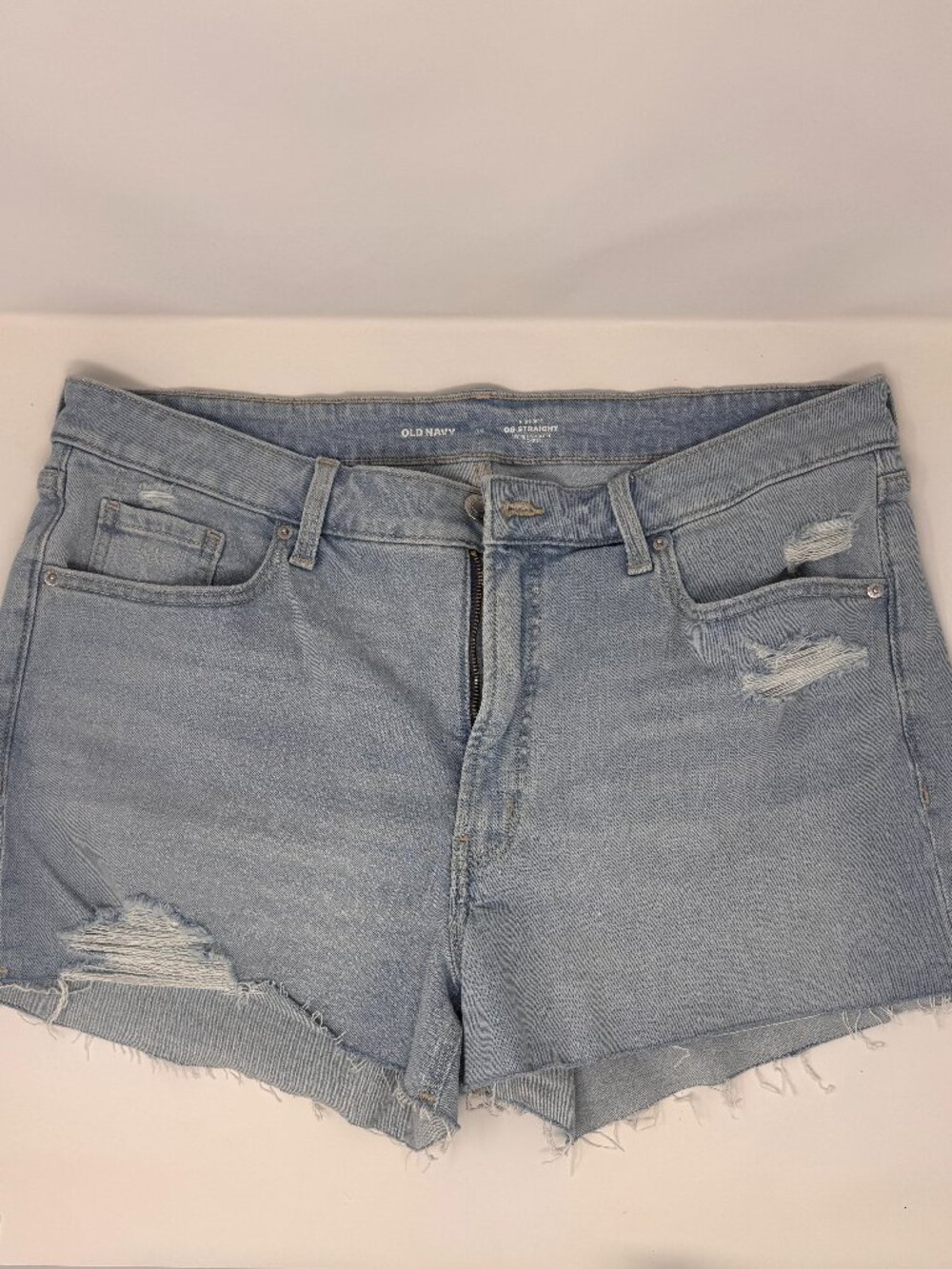 Old Navy OG Straight Distressed Jean Shorts Light Wash Denim Size 16 Like New
